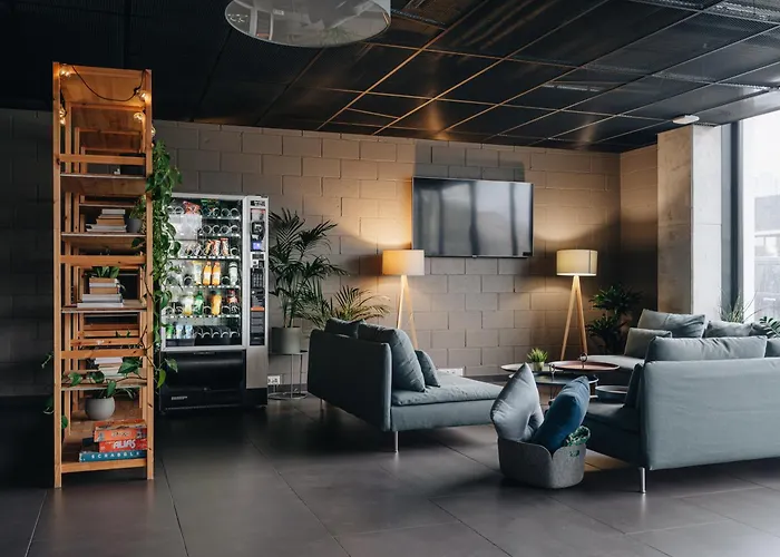 Eduard House By Larsen