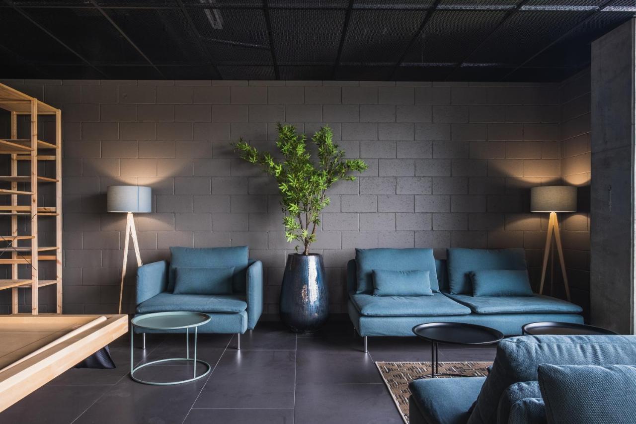 Eduard House By Larsen *
